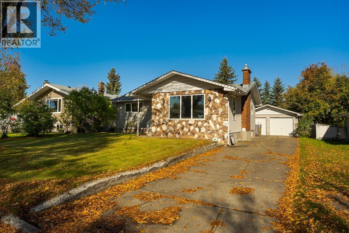 168 AITKEN CRESCENT — $399,900