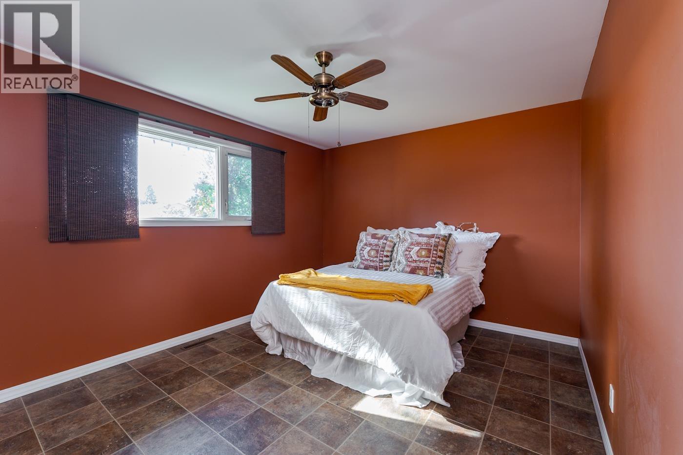 Photo 16 of 33 — 168 AITKEN CRESCENT · Prince George, BC
