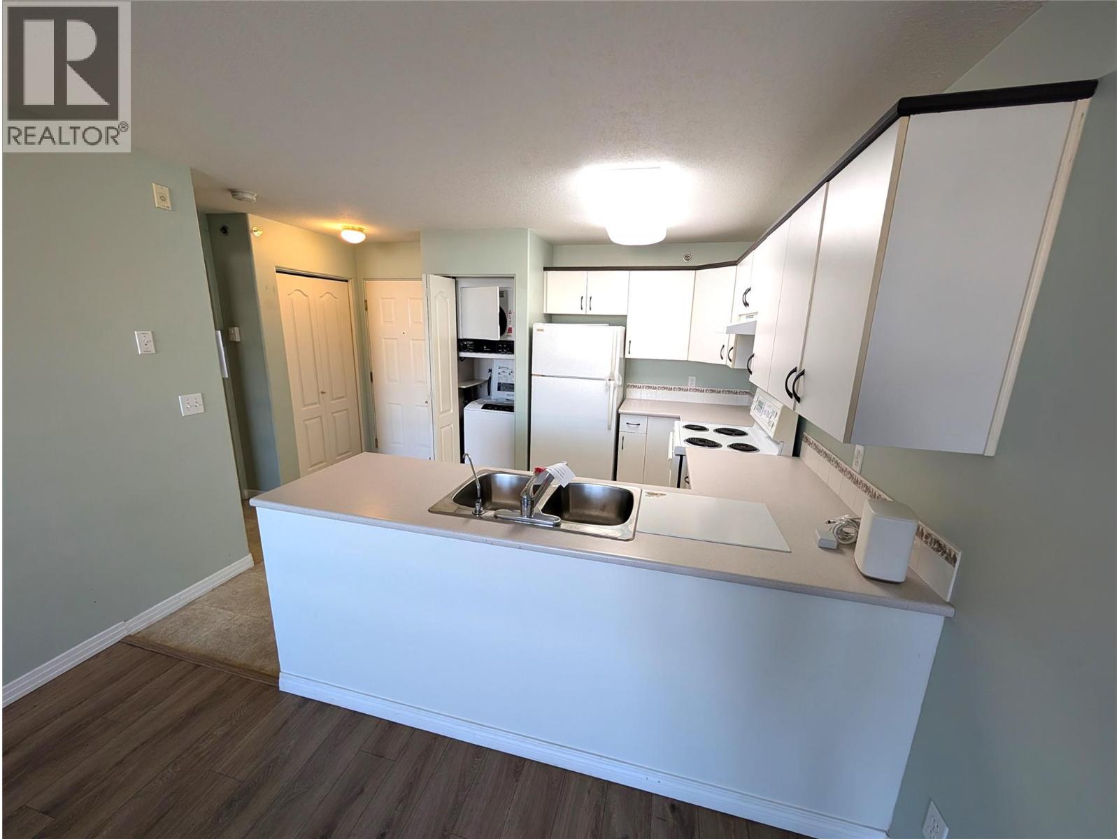 #411 554 SEYMOUR Street - 6