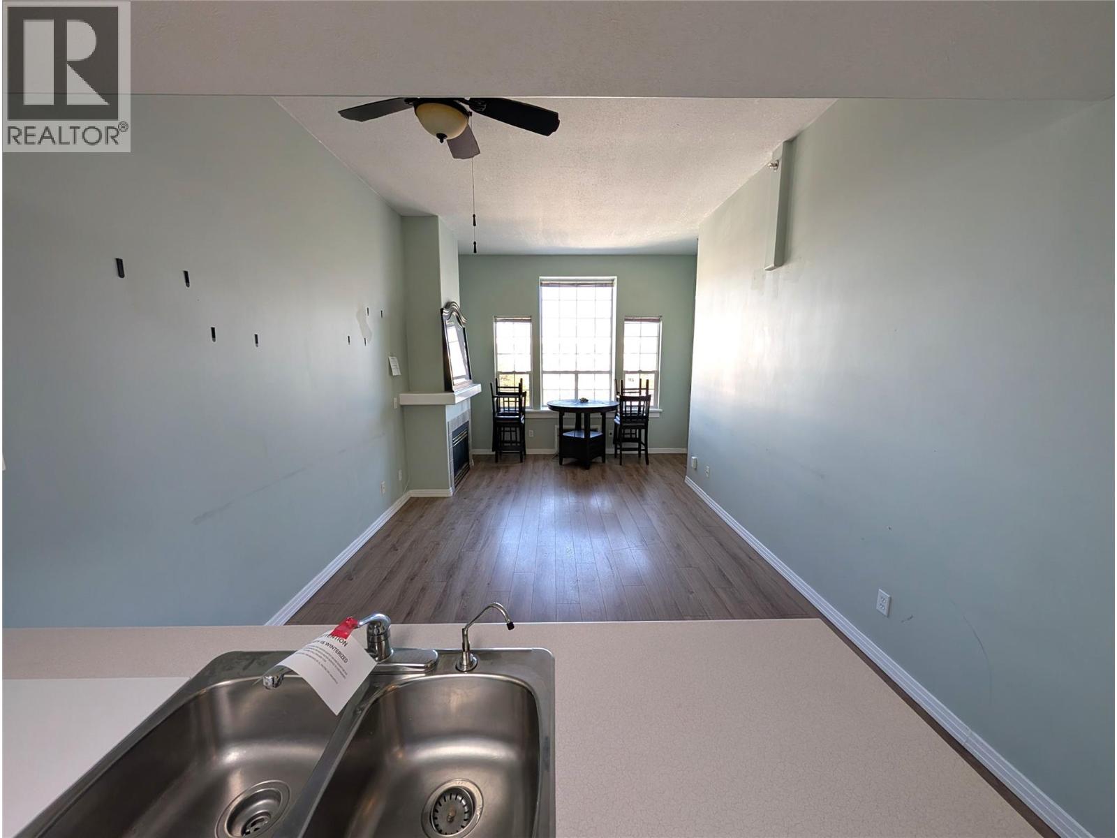 #411 554 SEYMOUR Street - 5