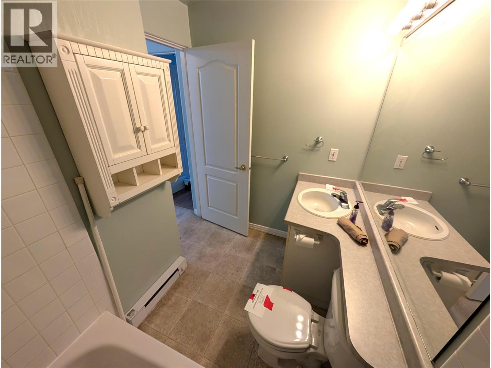 #411 554 SEYMOUR Street - Image 13