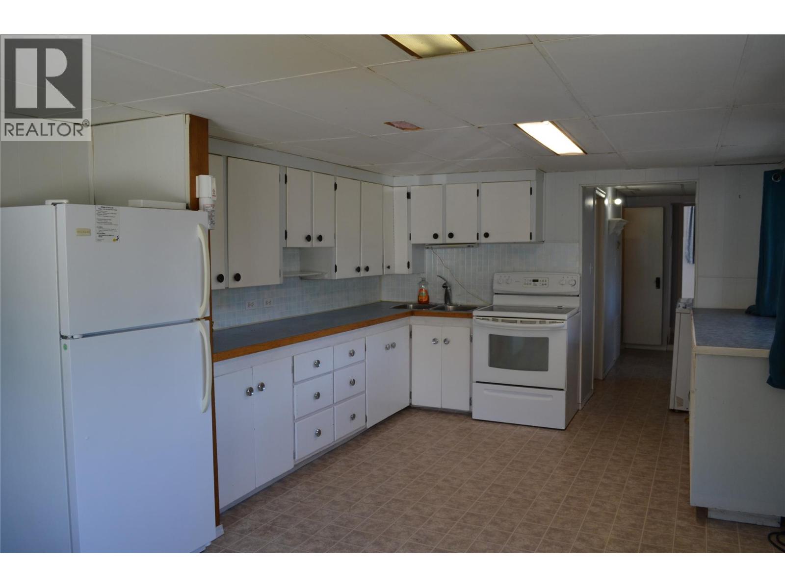 310 Bancroft Street - Image 4