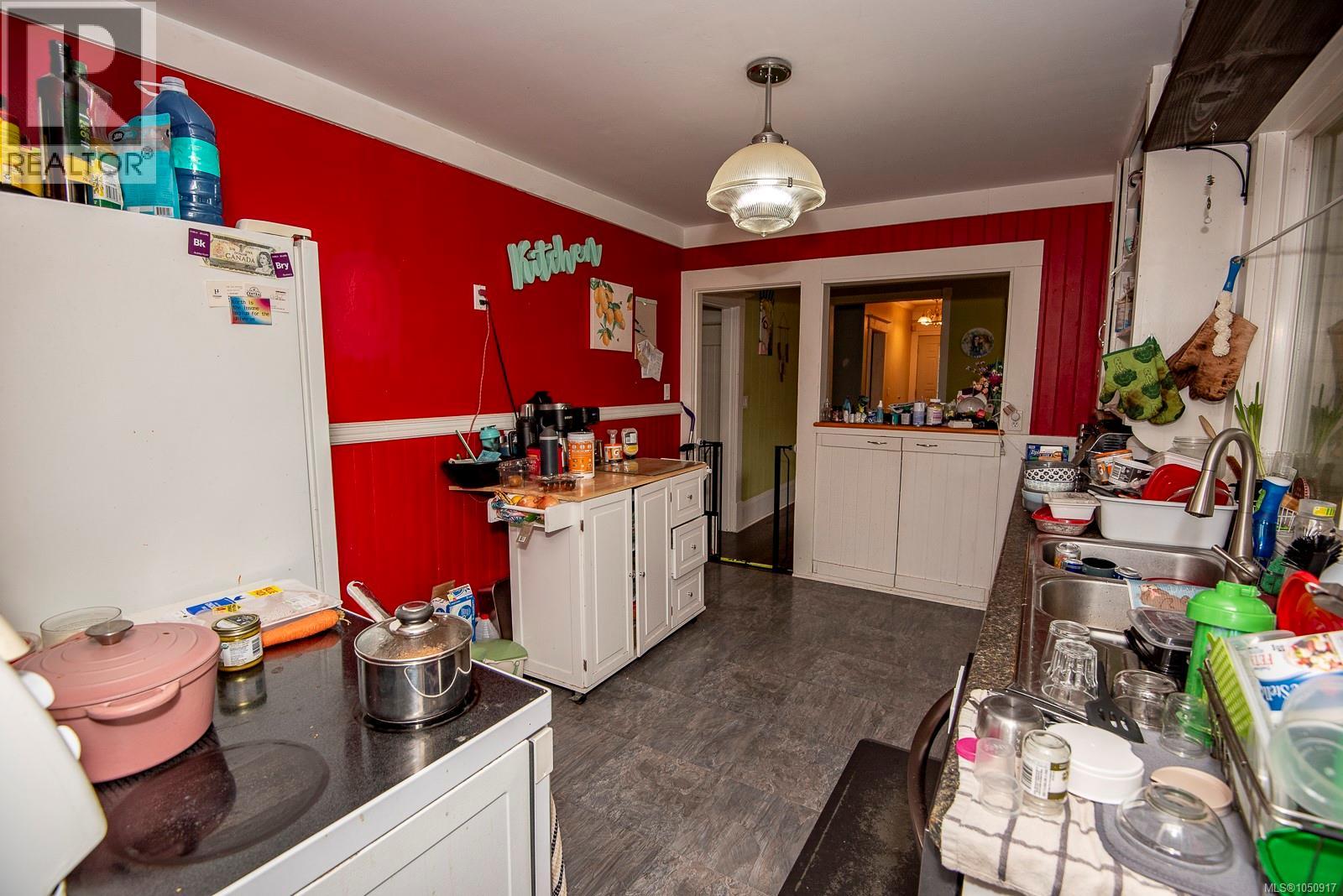 3814 Rowland Ave - 11