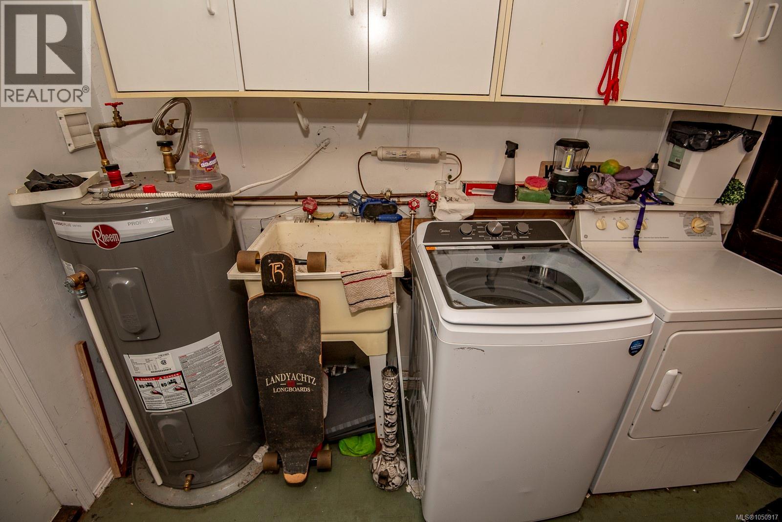 3814 Rowland Ave - 23