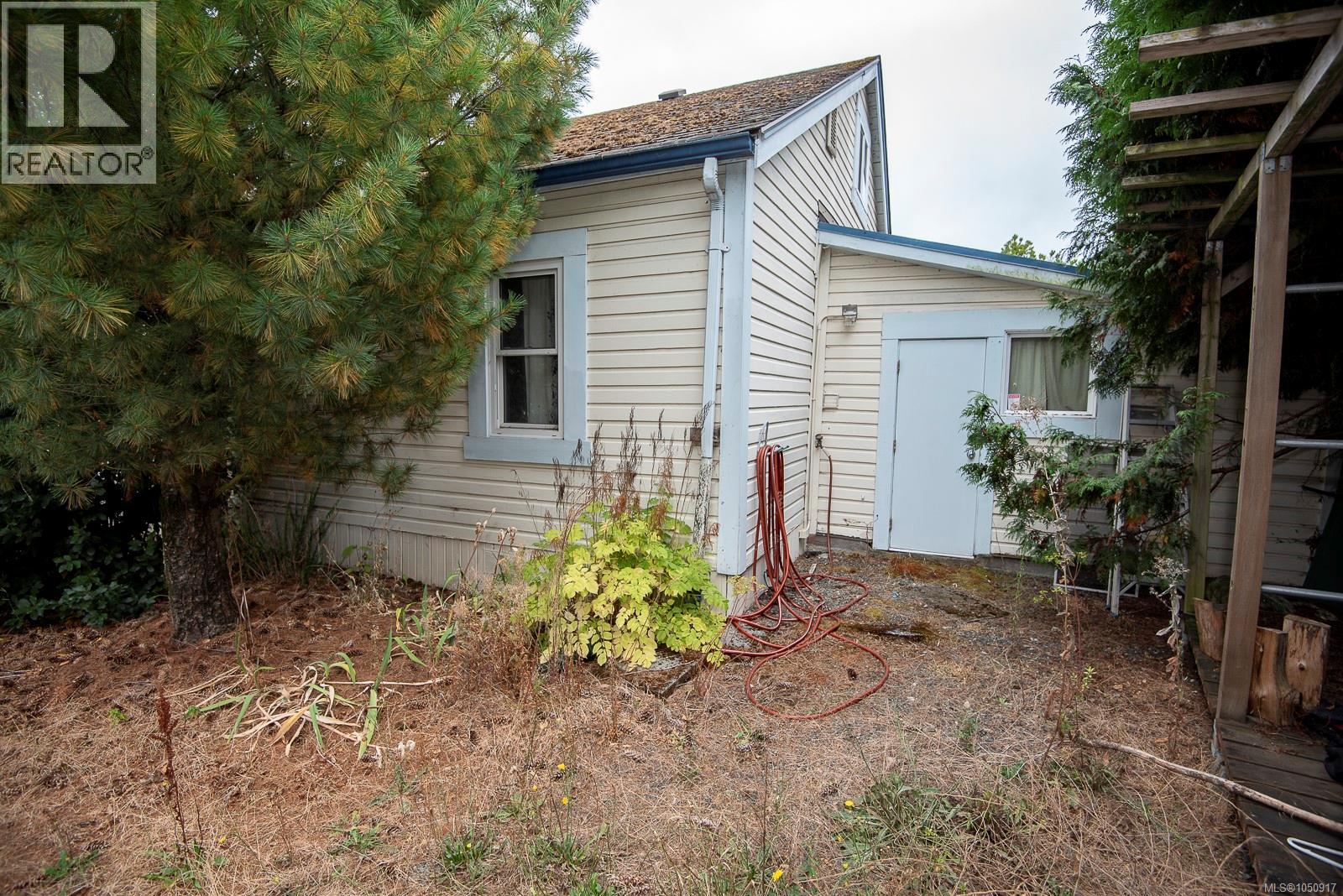 3814 Rowland Ave - 35