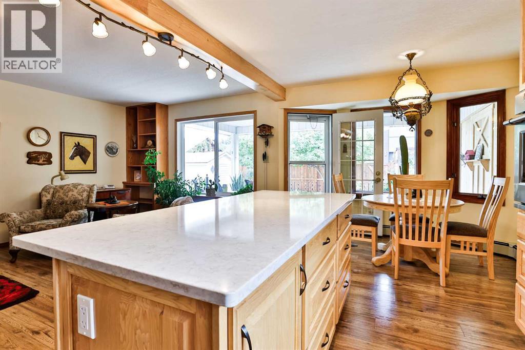 535 28 Street S - Image 15