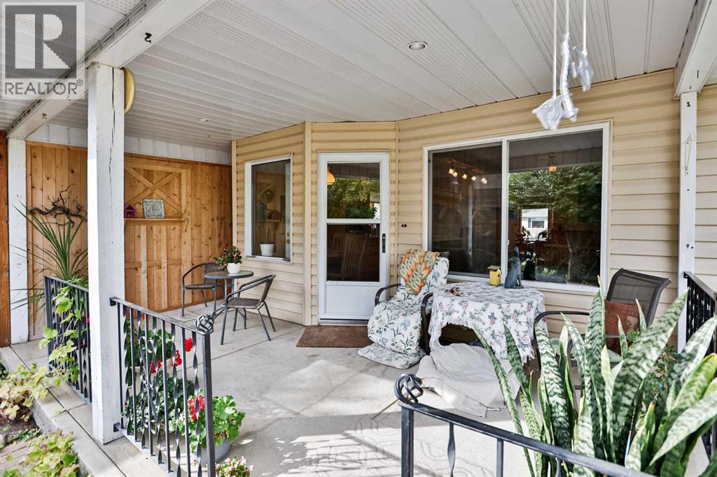 535 28 Street S - Image 37