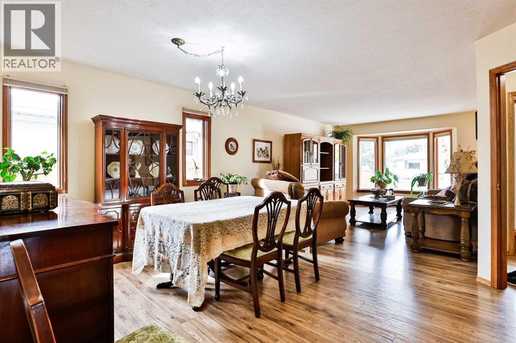 535 28 Street S - Image 6