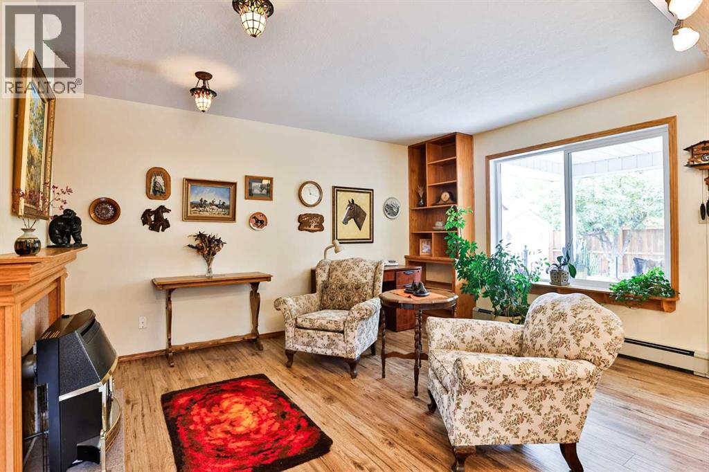 535 28 Street S - Image 8