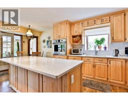 535 28 Street S - photo 11