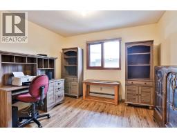 535 28 Street S - photo 18