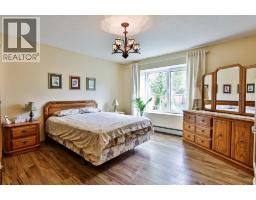 535 28 Street S - photo 19