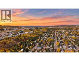 Recreational, Games room - 8119 34 Avenue Nw, Calgary, AB T3B1P8 Photo 11