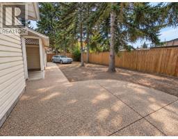 Living room - 8119 34 Avenue Nw, Calgary, AB T3B1P8 Photo 6