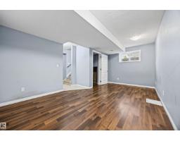 9626 106 Av Nw, Edmonton, AB T5H0N4 Photo 39