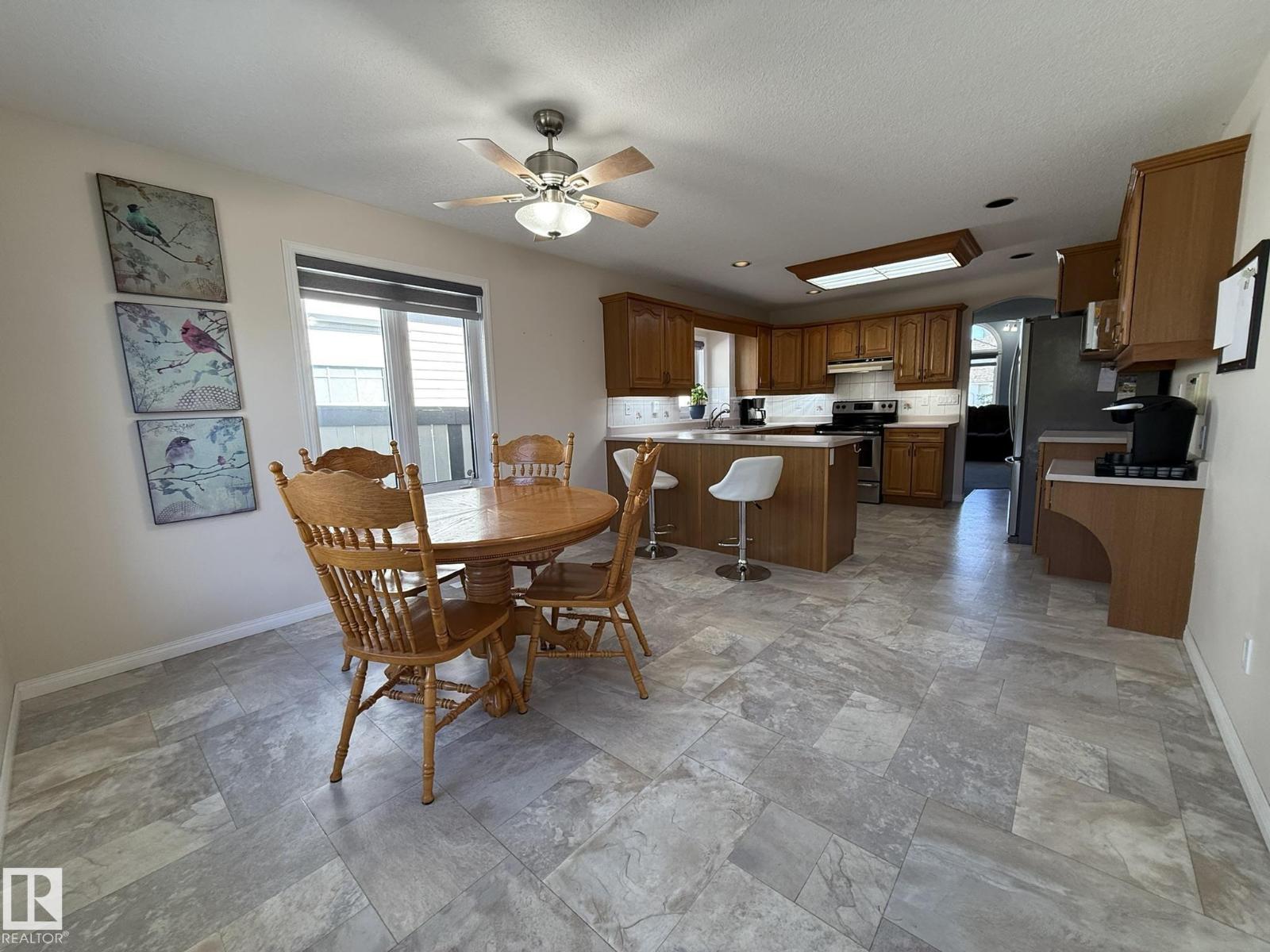 15812 133 ST NW - 16