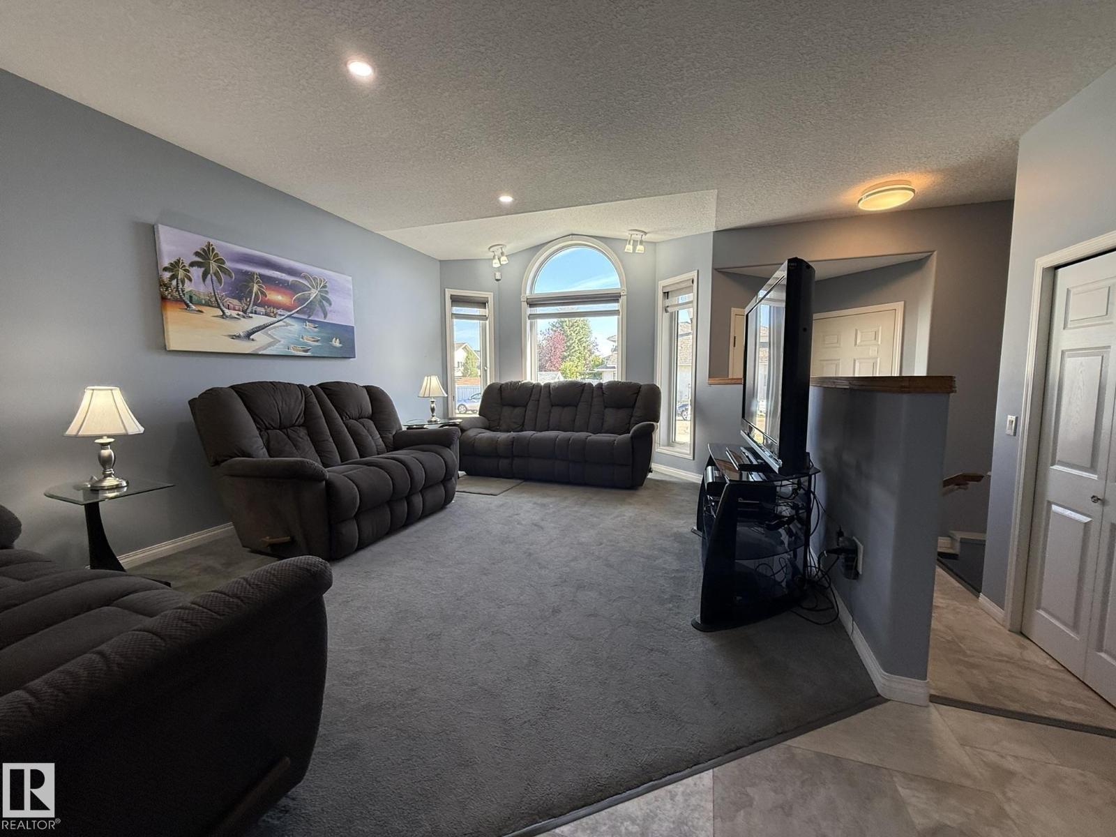 15812 133 ST NW - 2