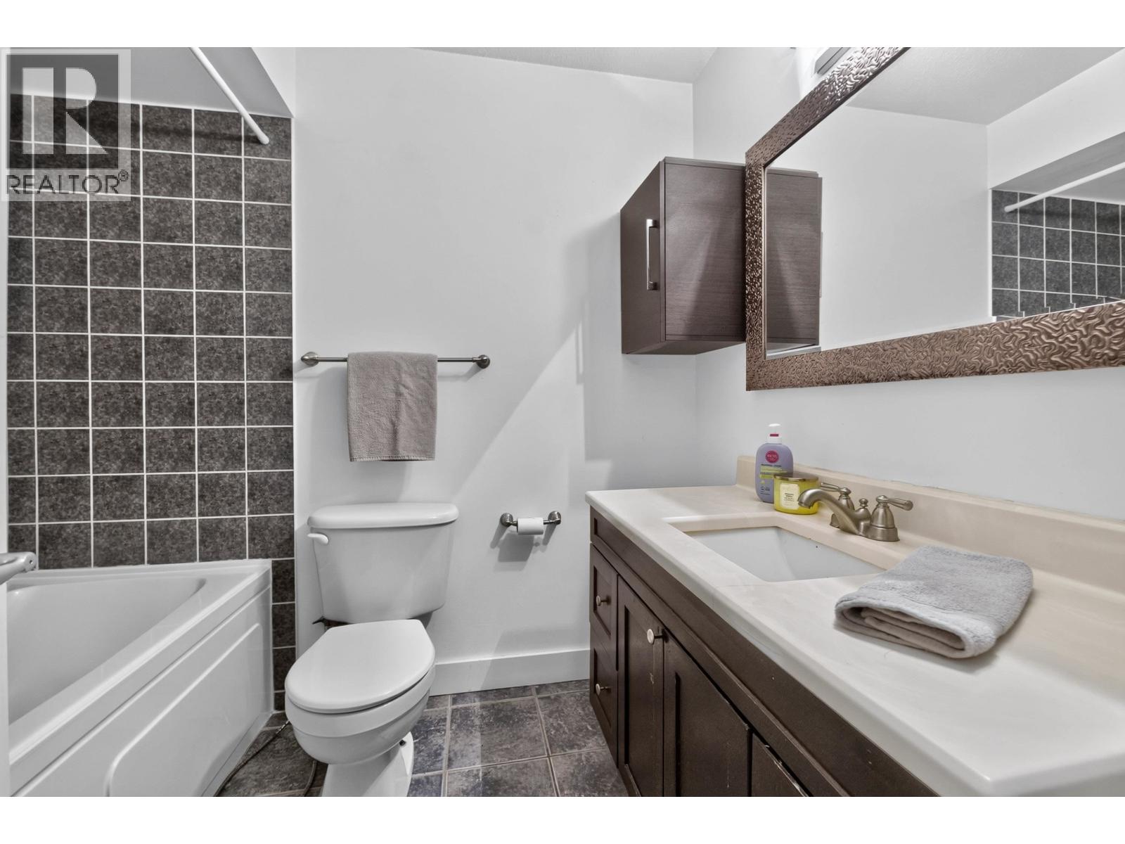 Photo of 4801 TURNBUCKLE WYND 30