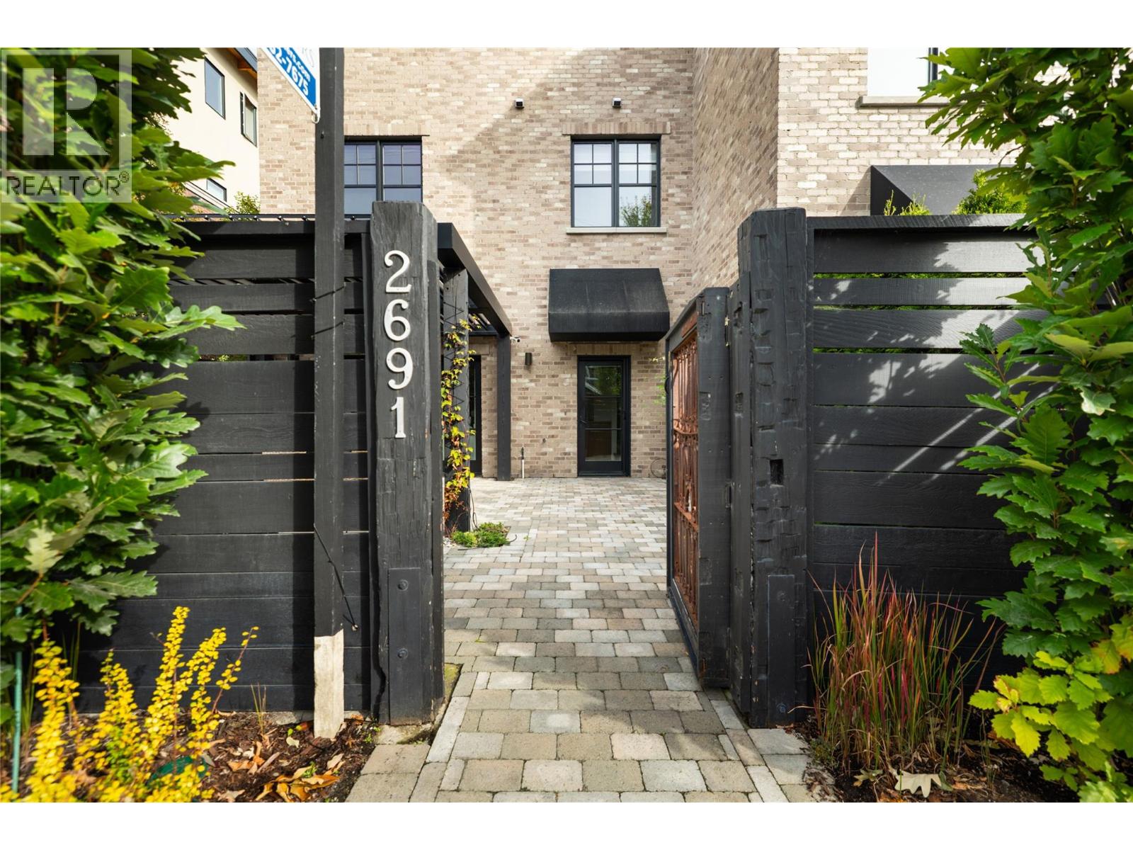 2691 Gore Street - 34