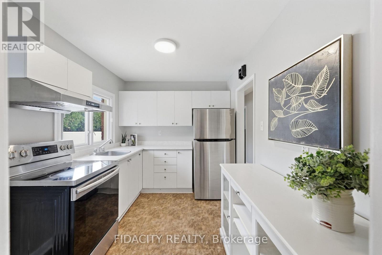 34 STINSON AVENUE - 11