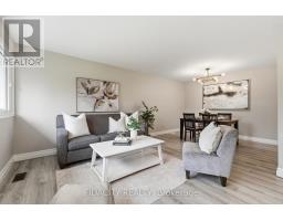 34 Stinson Avenue, Ottawa, ON K2H6N3 Photo 8