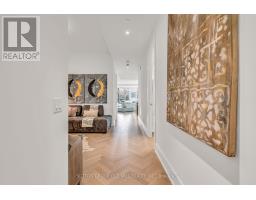 711 - 455 Wellington Street W, Toronto, ON M5V0V8 Photo 8