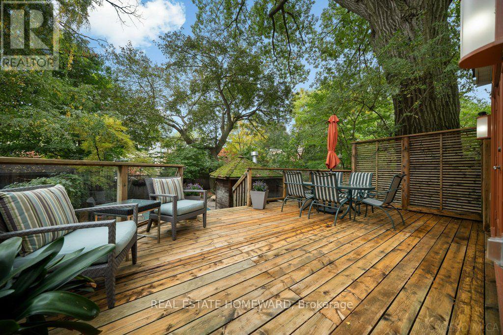 69 WALMSLEY BOULEVARD - 22