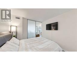 922 - 111 Elizabeth Street, Toronto, ON M5G1P7 Photo 14