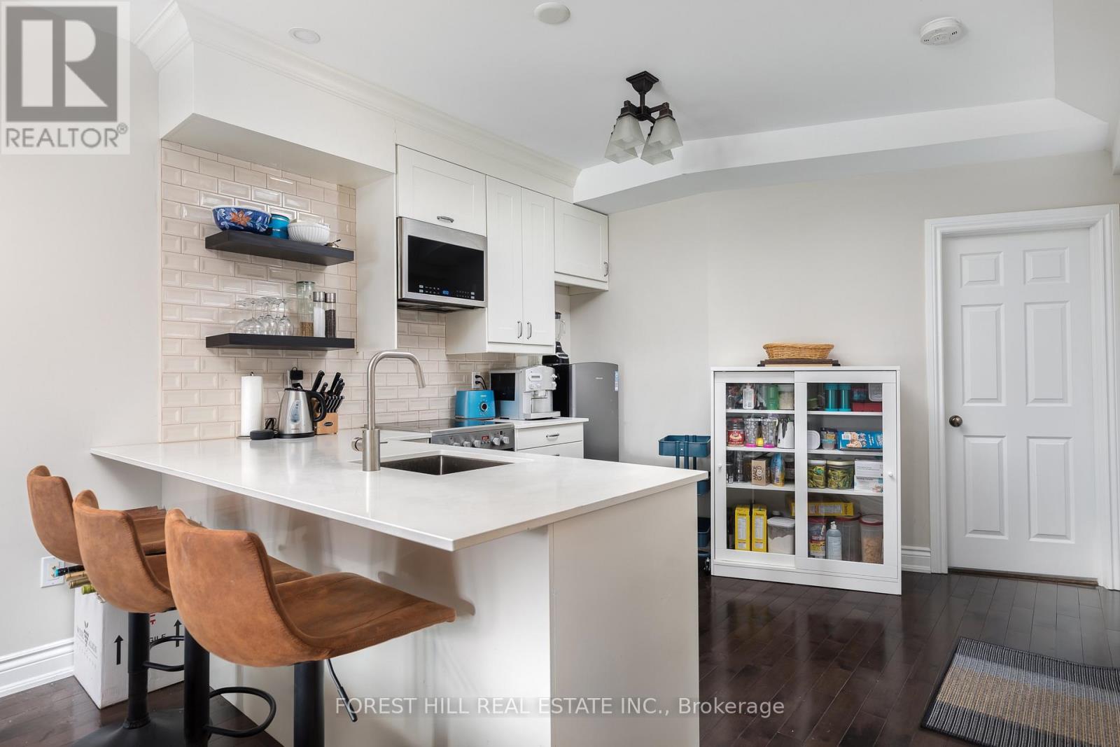 105 BALMORAL AVENUE - 22