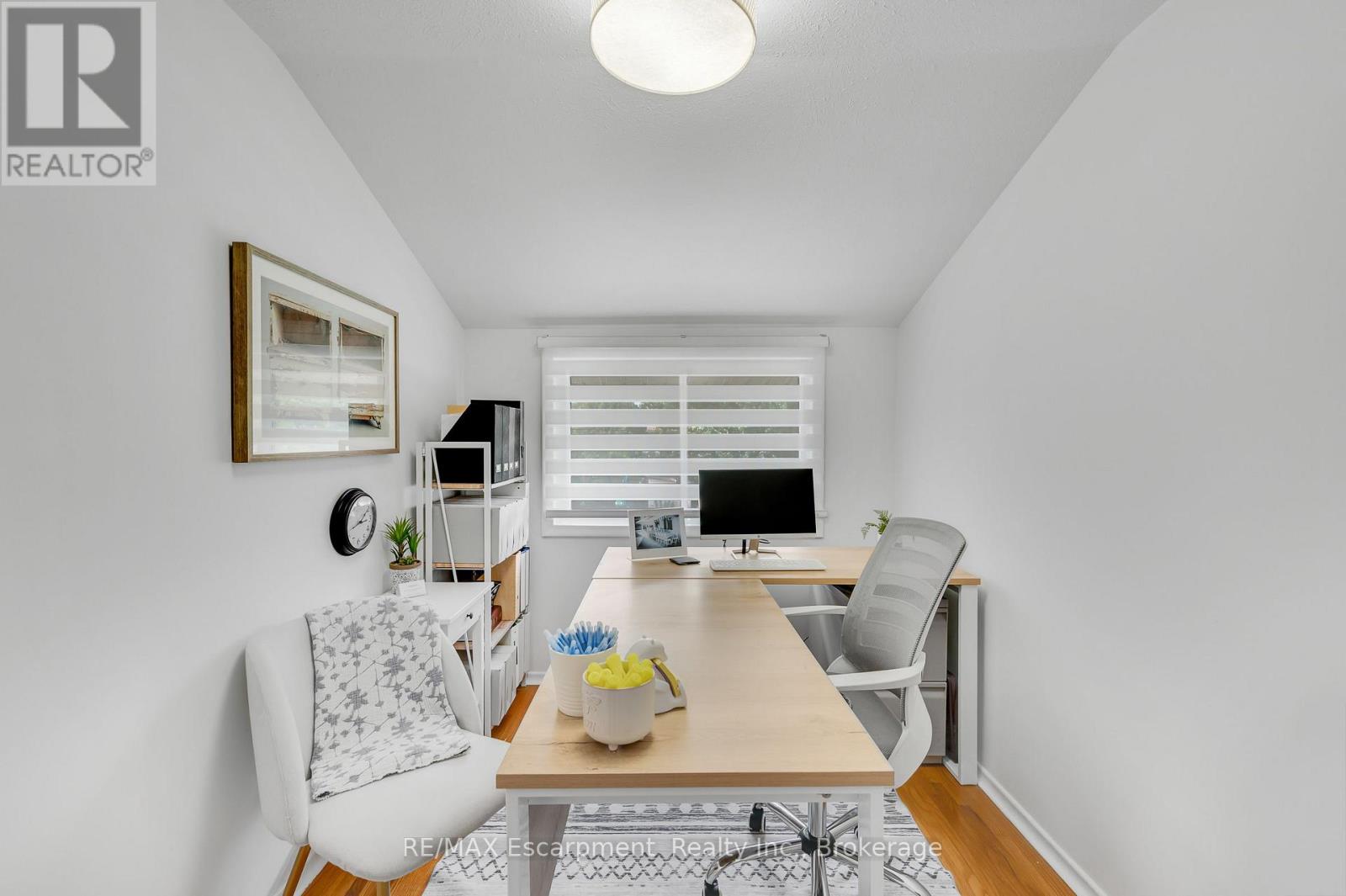 10 GOLDFINCH ROAD - 20