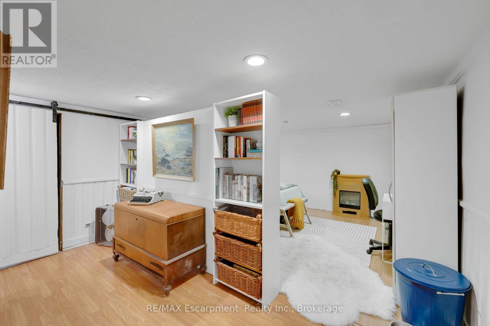 10 GOLDFINCH ROAD - 25