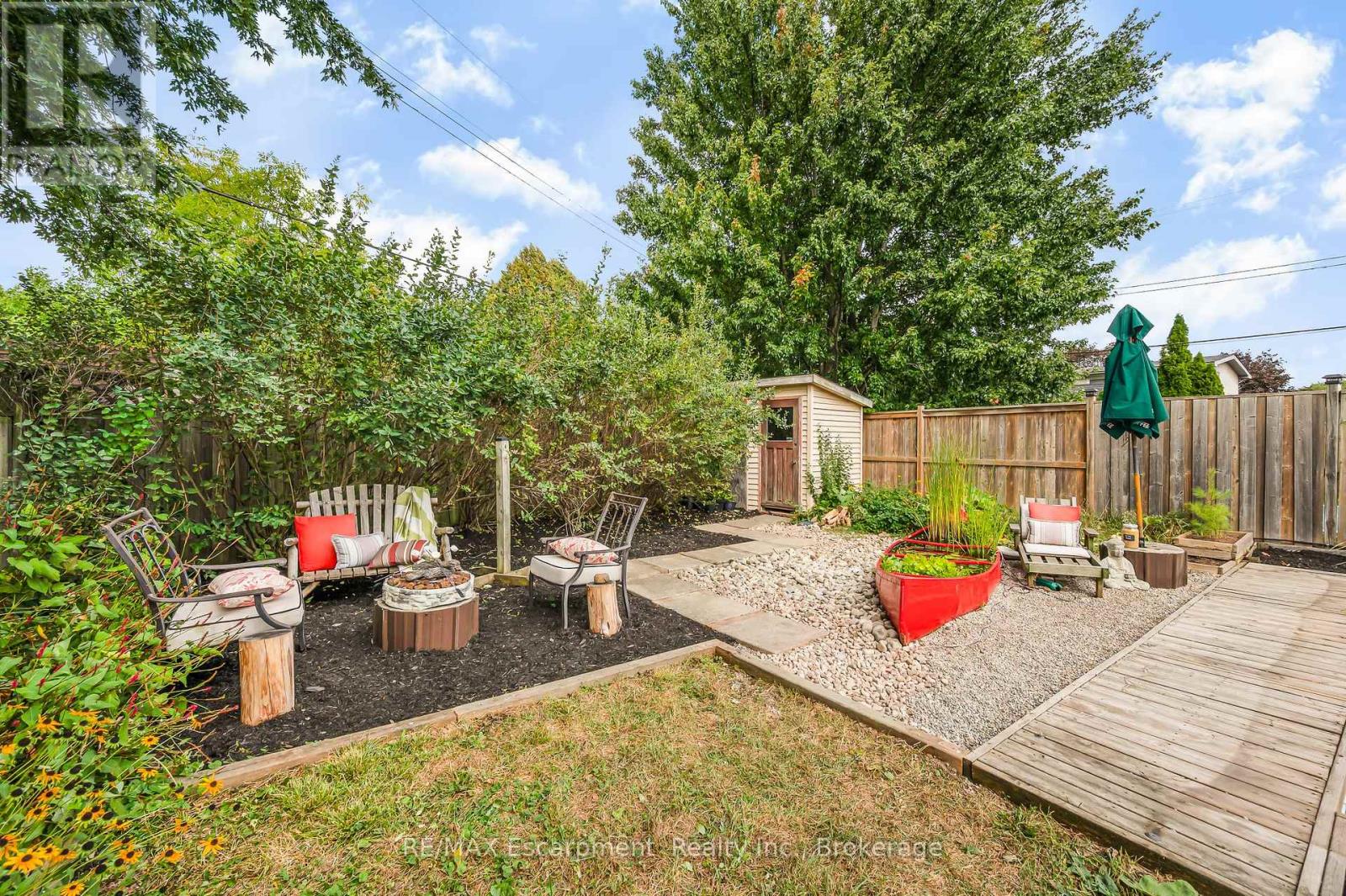 10 GOLDFINCH ROAD - 33
