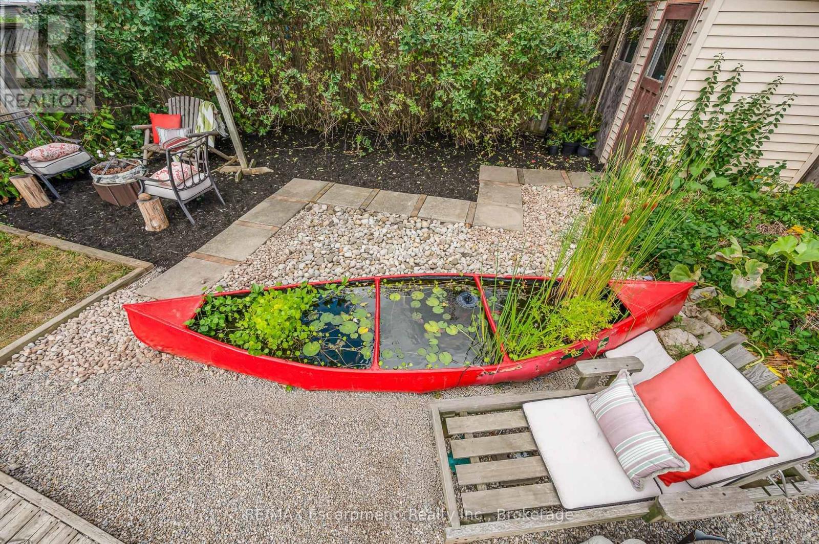 10 GOLDFINCH ROAD - 36