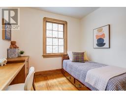 30 Barbara Crescent, Toronto, ON M4C3B2 Photo 24