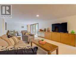 30 Barbara Crescent, Toronto, ON M4C3B2 Photo 29