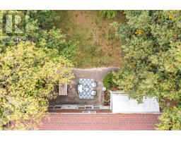 30 Barbara Crescent, Toronto, ON M4C3B2 Photo 37