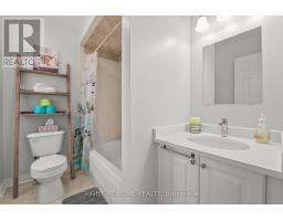 1216 Fox Hill Street, Innisfil, ON L9S4Y5 Photo 15