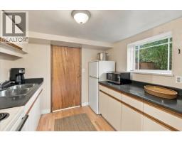 706 W 24th Avenue, Vancouver, BC V5Z2B8 Photo 31