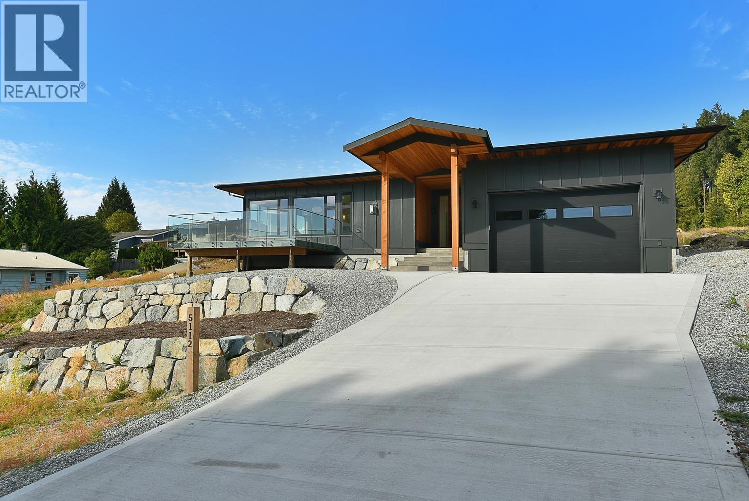 5112 CHAPMAN ROAD, Sechelt