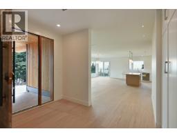 5112 Chapman Road, Sechelt, BC V7Z0G4 Photo 7