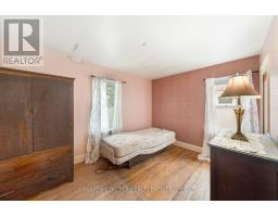 Bedroom 4 - 27 Campbell Avenue, Barrie, ON L4N2T2 Photo 9