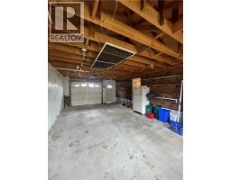 Living room - 23 Woodsview Avenue, Grimsby, ON L3M3S7 Photo 12