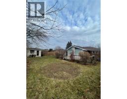 23 Woodsview Avenue, Grimsby, ON L3M3S7 Photo 20