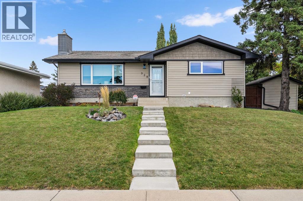 328 19 Street NE, Calgary, Alberta, T2E4W9