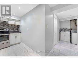 Lower - 733 Eaglemount Crescent, Mississauga, ON L5C1H2 Photo 12
