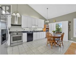 27 Summer Valley Drive, Brampton, ON L6Z4V6 Photo 12