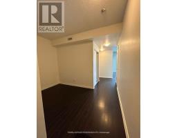 2016 - 105 The Queensway Street, Toronto, ON M6S5B5 Photo 6