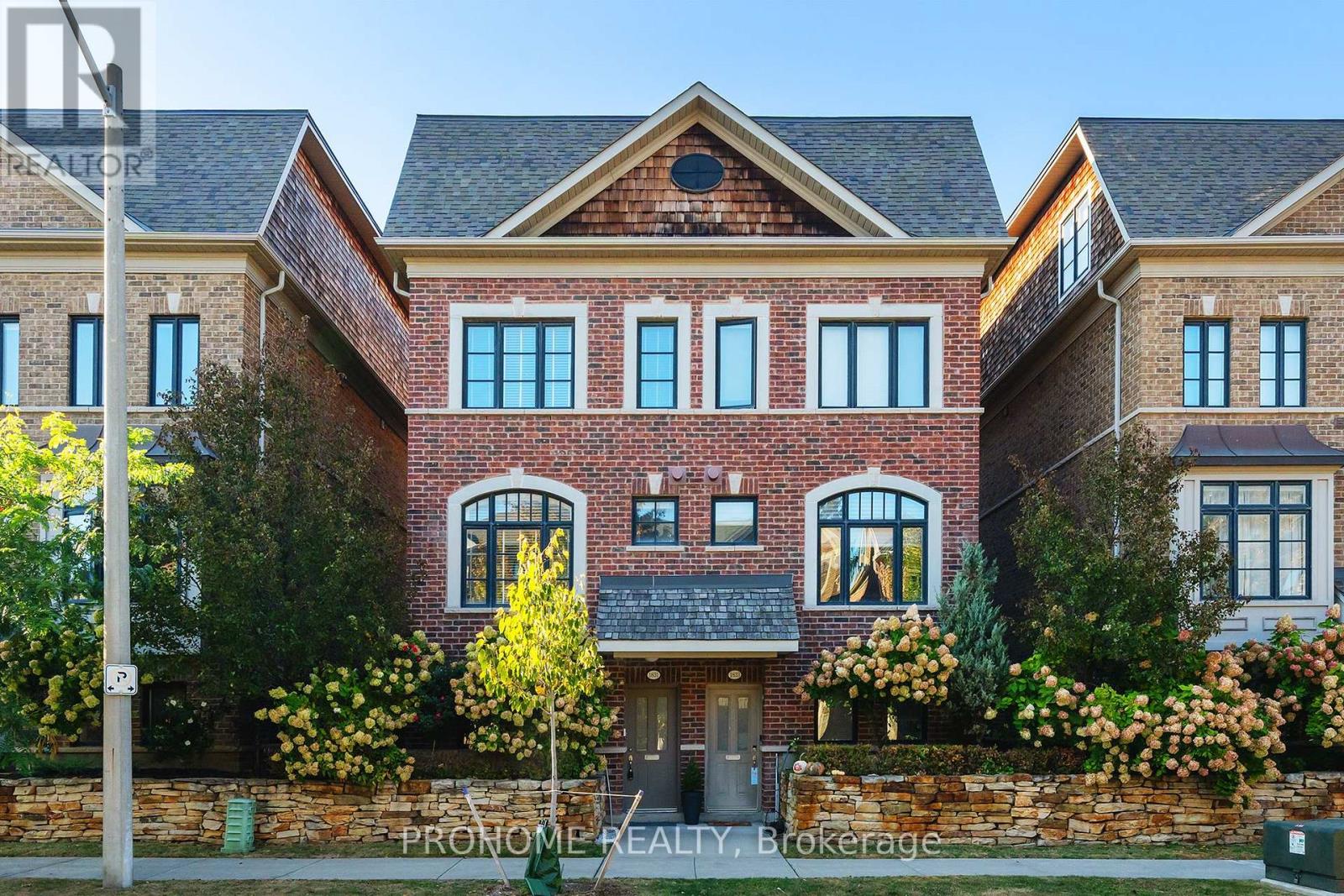 1831 PAGEHURST AVENUE, Mississauga (Applewood) — photo 2