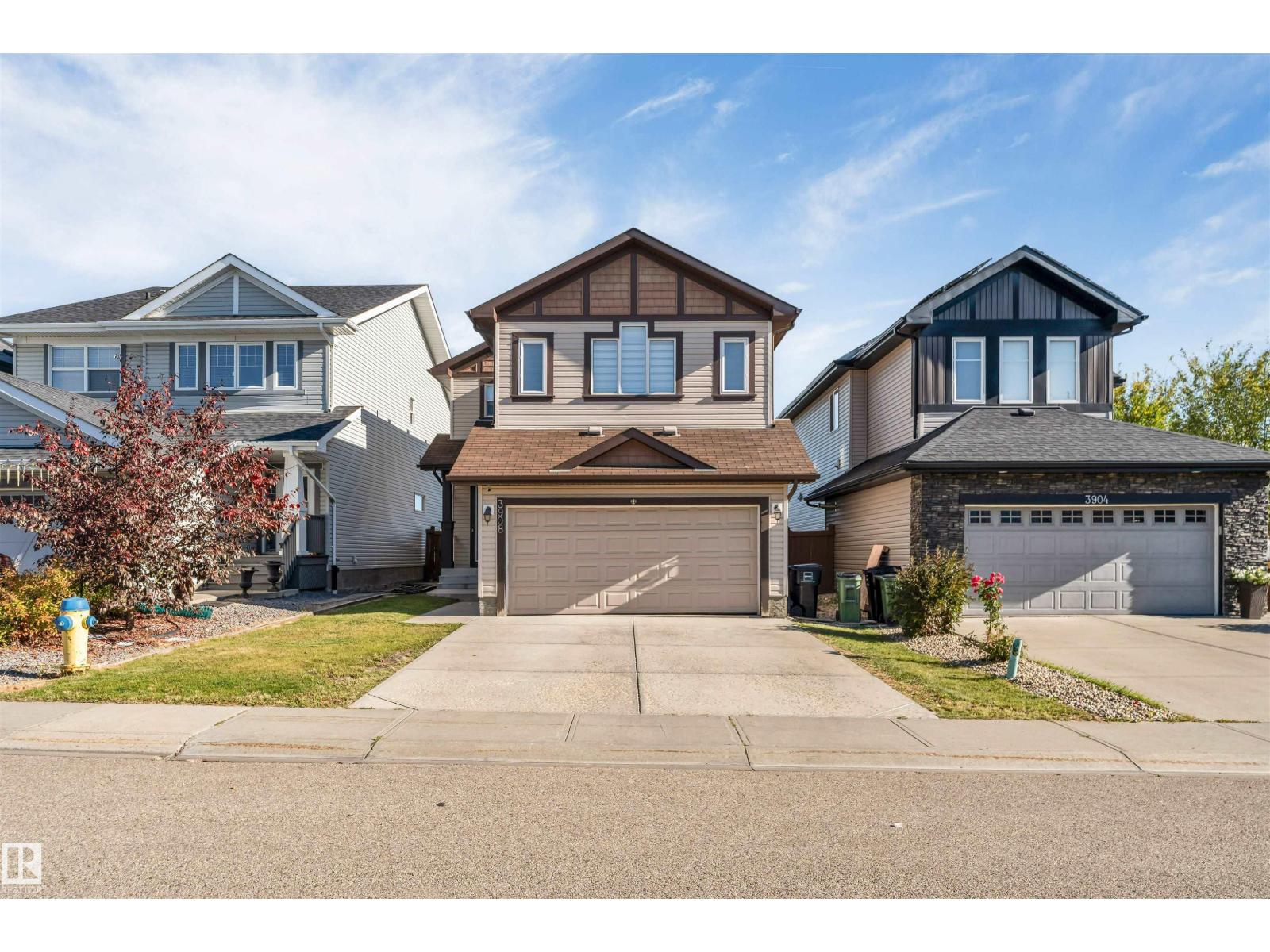 3908 166 AV NW - 1
