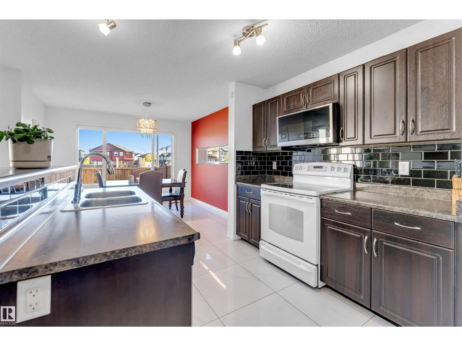 3908 166 AV NW - Image 18